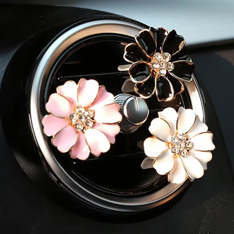 Car Air Outlet Fragrant Perfume Clip Air Freshener Diffuser Universal Exquisite Diamond Car Air Conditioning Air Clip Decorative