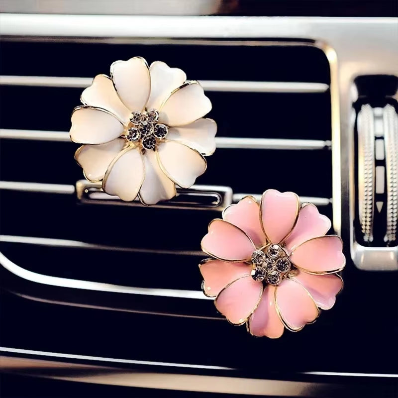 Car Air Outlet Fragrant Perfume Clip Air Freshener Diffuser Universal Exquisite Diamond Car Air Conditioning Air Clip Decorative