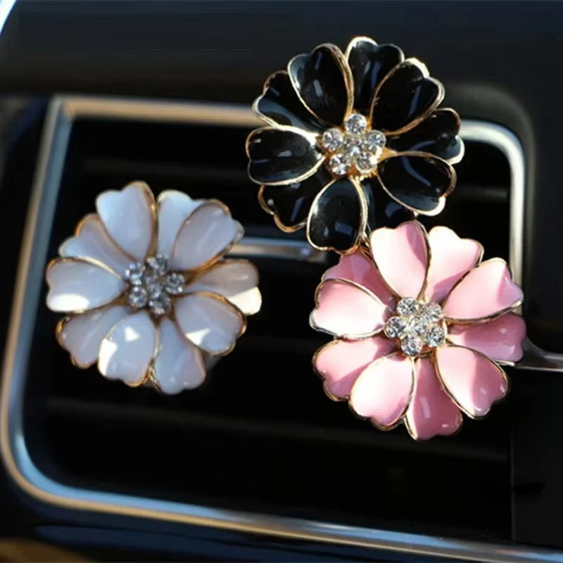 Car Air Outlet Fragrant Perfume Clip Air Freshener Diffuser Universal Exquisite Diamond Car Air Conditioning Air Clip Decorative